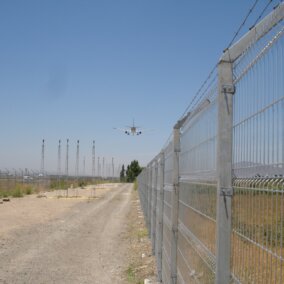 Perimeter Bezinal w bw arms airport